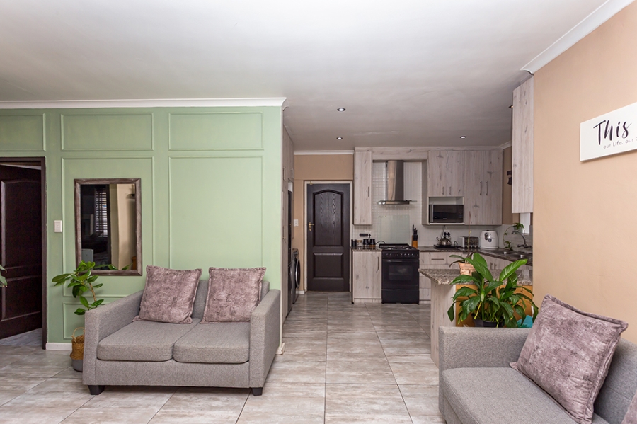 3 Bedroom Property for Sale in Bonnie Brae Western Cape